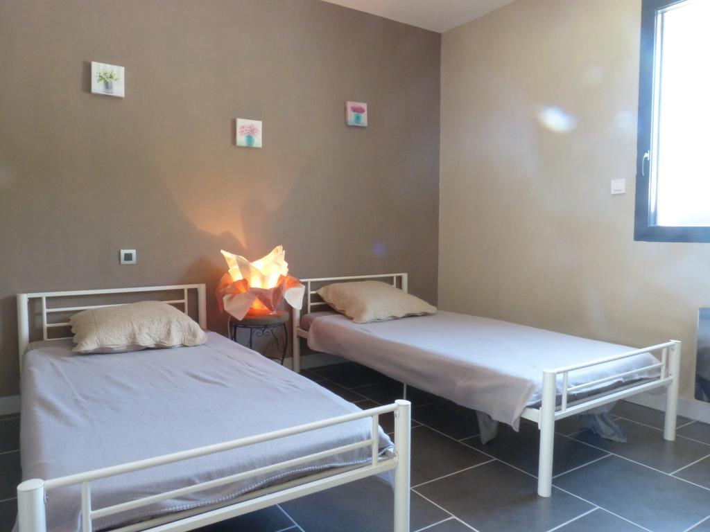 Gite Sud Deux Sevres Marigny  Pokoj fotografie