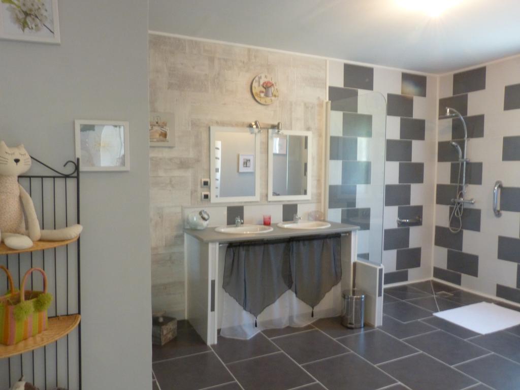 Gite Sud Deux Sevres Marigny  Pokoj fotografie